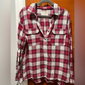 Red, White & Navy 1/2 Button up Plaid blouse!